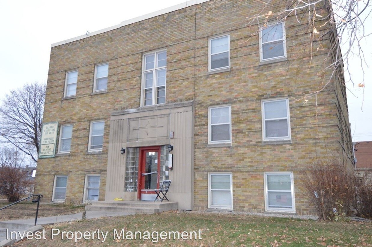 1339 Sherburne Ave, Saint Paul, MN 55104 Room for Rent in Saint Paul