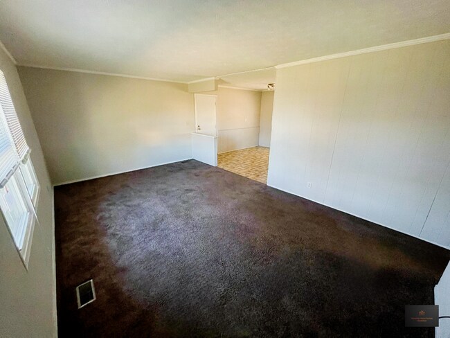 Building Photo - 4322 N Edmondson Ave