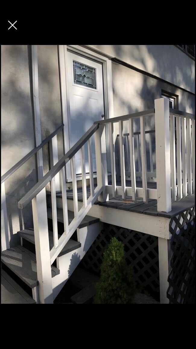 Foto del edificio - 7 Snowden Ave