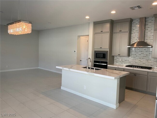 Foto del edificio - 819 Silverton Spgs St