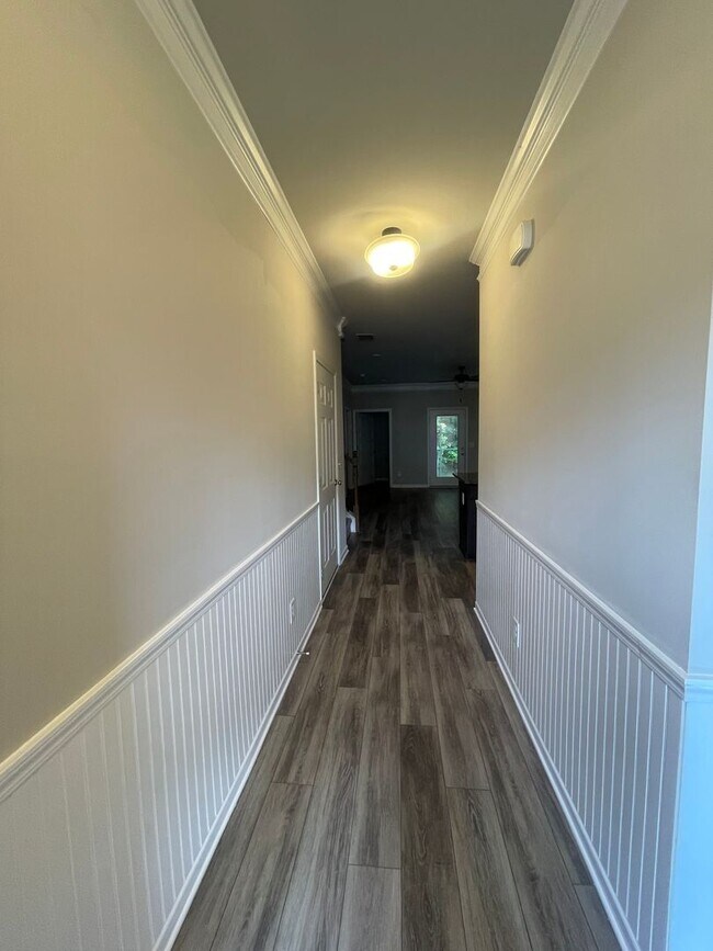 Foto del edificio - Beautiful Home in Gated Community with Pre...