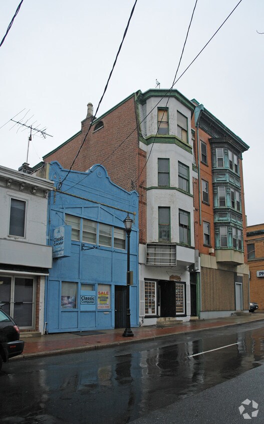 Primary Photo - 101 W 8th St
