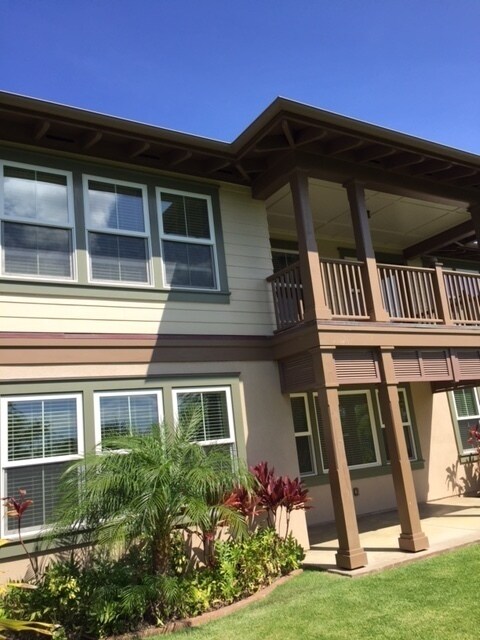 Foto del edificio - Executive Golf Course Home