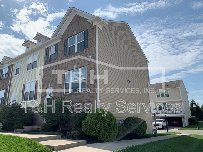 Building Photo - 13946 Wimbleton Way