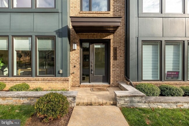 Photo - 153 Winsome Cir Townhome