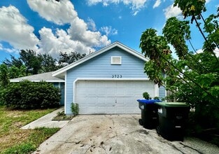 Building Photo - 3723 Narroline Dr