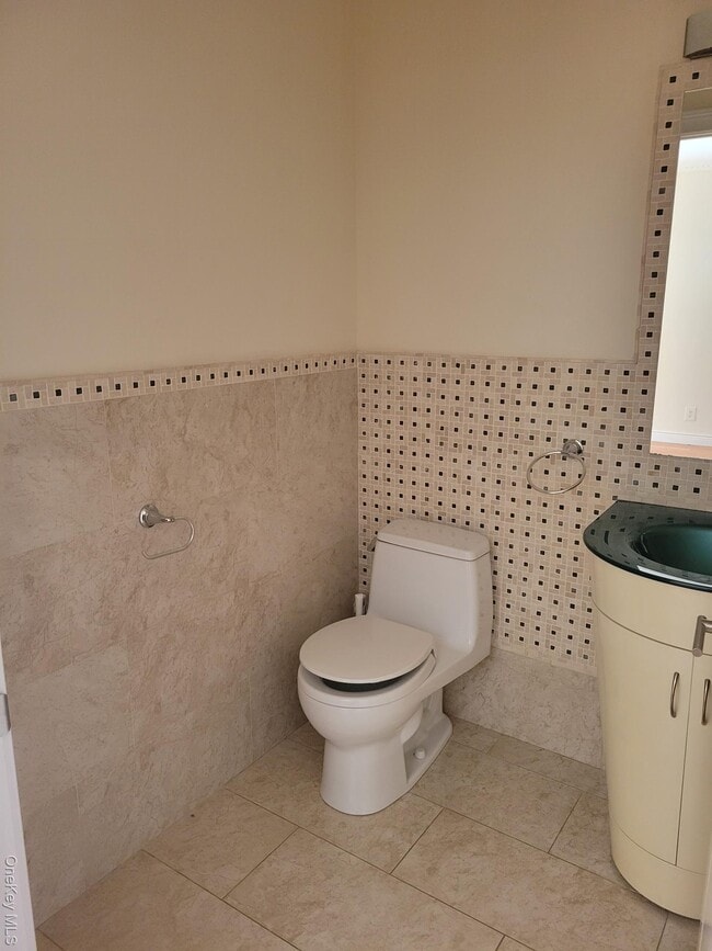 Building Photo - 63-36 99th St