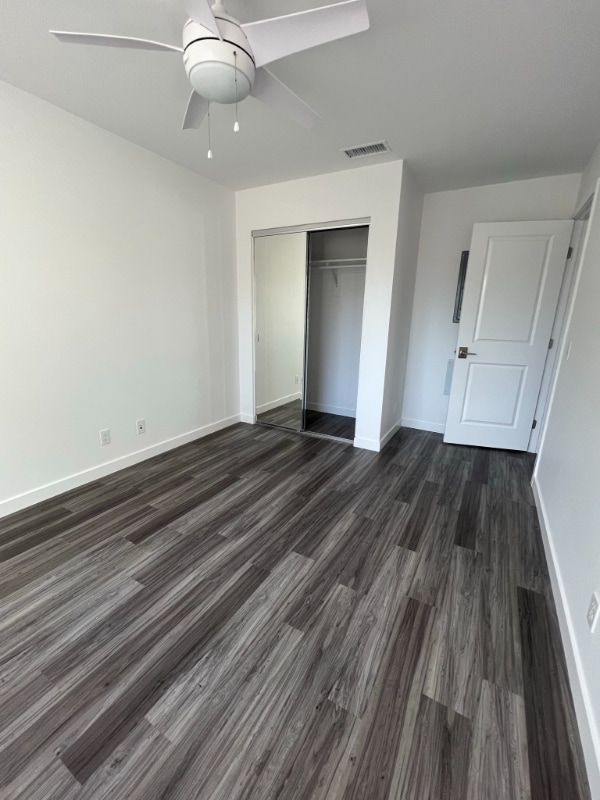 Building Photo - 3143 W Lanerose Dr