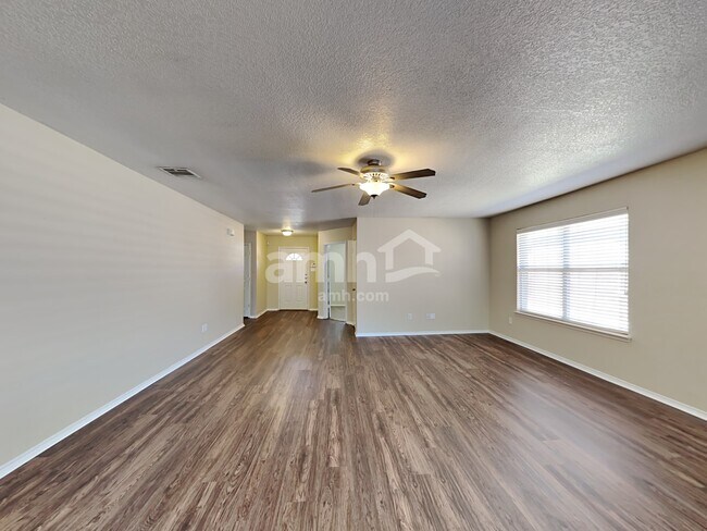 Building Photo - 7148 Kickapoo Drive