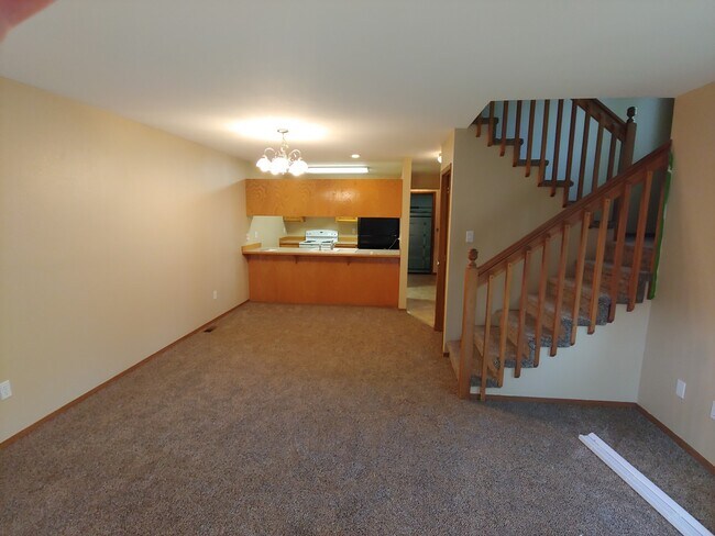 Foto del edificio - Remodeled Duplex - Midtown CDA