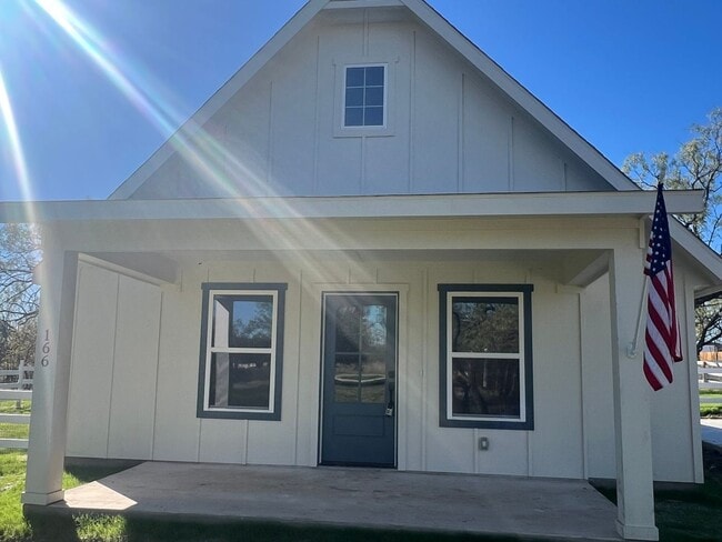 Building Photo - 166 Big Horn Dr