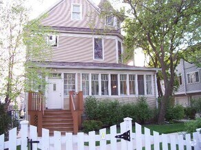 Building Photo - 431 S Harvey Ave