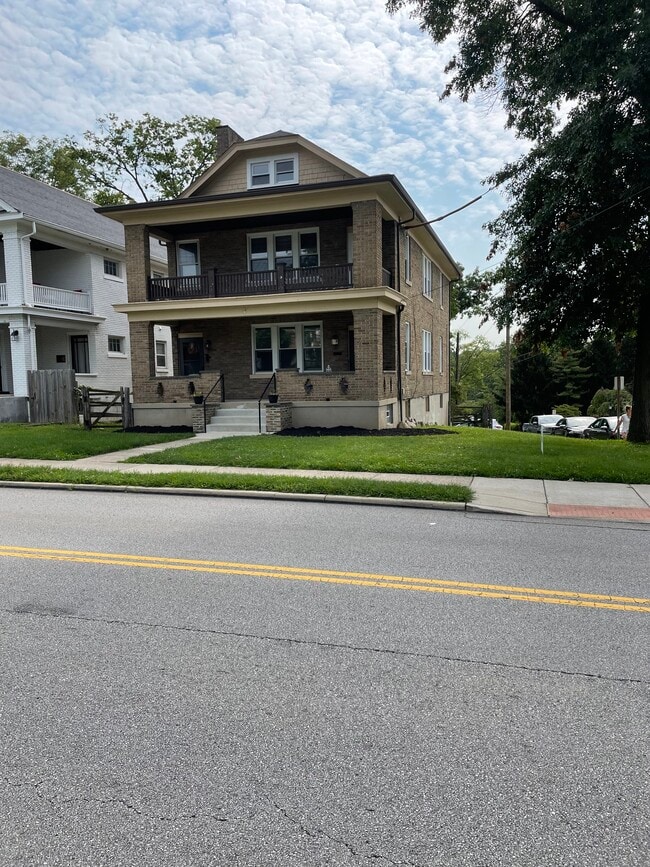 Building Photo - 1328 Herschel Ave