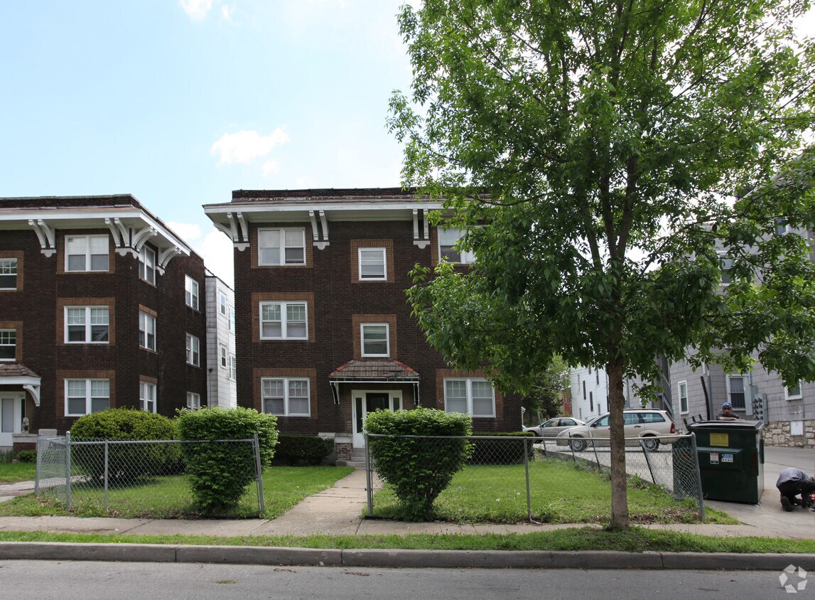 Building Photo - 3909-3911 Scarritt Ave
