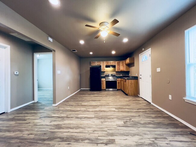 Foto del edificio - Stylish 3-Bedroom Duplex in Lubbock, TX