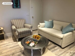 Building Photo - 94 Main St