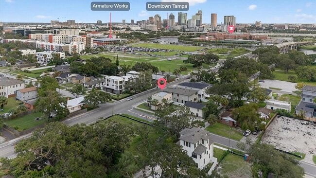 Building Photo - 2208 N Blvd