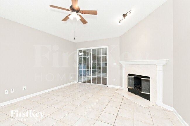 Foto del edificio - 12595 Blue Eagle Way