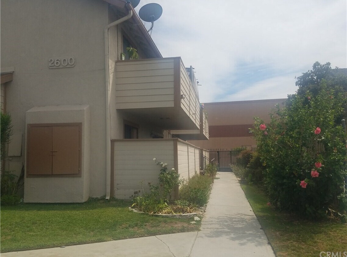 2600 W Porter Ave Unit A, Fullerton, CA 92833 Apartments in Fullerton