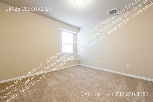 Building Photo - 16425 Vescovo Ln