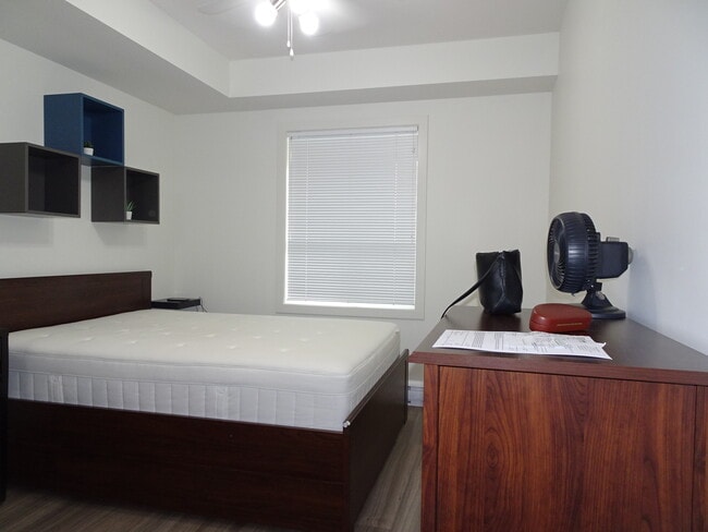 Building Photo - 883 Academy Way