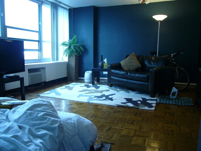 Foto del edificio - 3550 N Lake Shore Dr