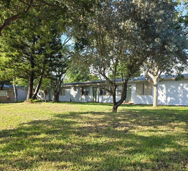 Foto del edificio - Anglerwood Apartments