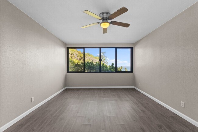 Foto del edificio - Ocean views from your living room and bedr...