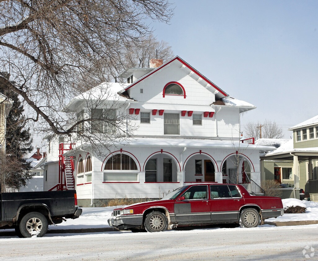 Primary Photo - 1224 N Weber St
