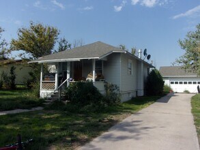 Building Photo - 708 Market St