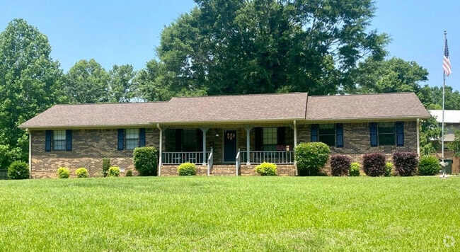 Building Photo - 1404 Northfield Cir