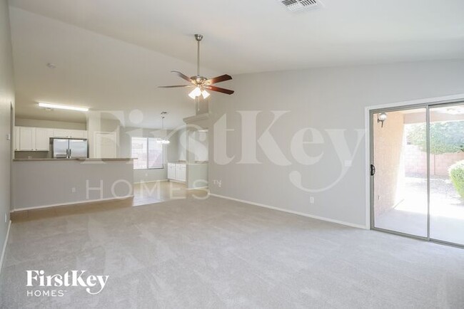 Building Photo - 3223 W Carlos Ln