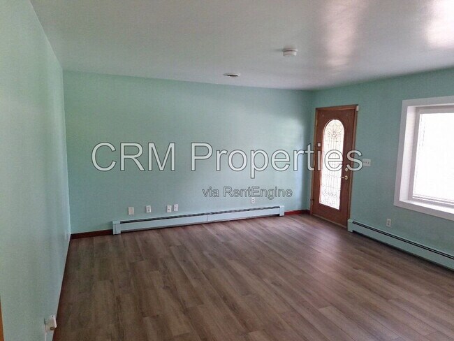 Foto del edificio - 3505 Melody Ln W