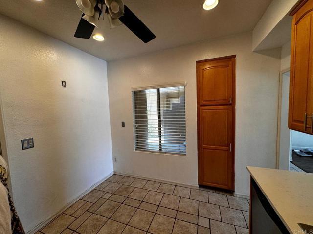 Building Photo - 2180 Lago Madero