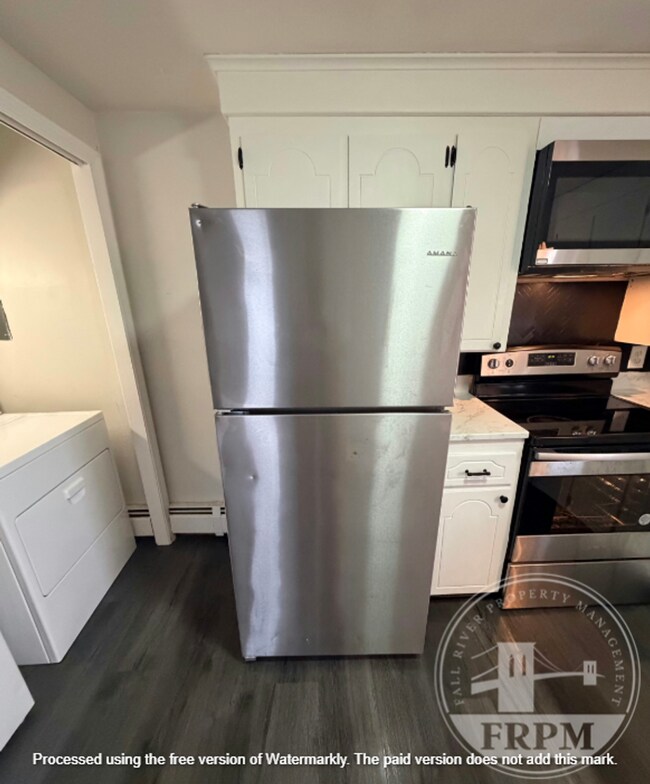 Foto del edificio - 64 Walnut St