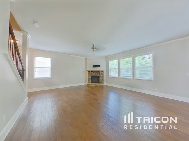 Foto del edificio - 6410 Country Lake Rd