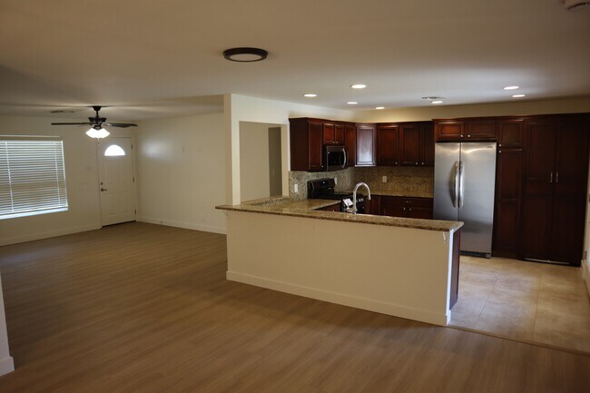 Foto del edificio - 7501 E Hubbell St