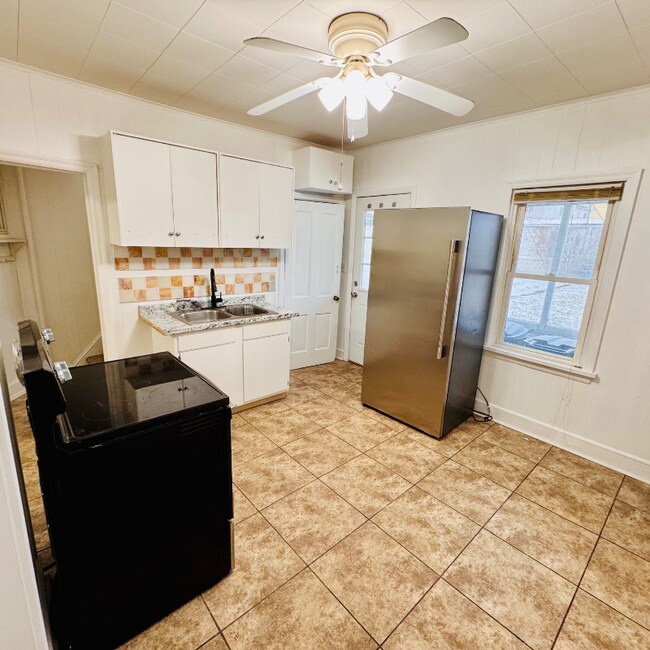 Foto del edificio - 315 N Sumner Ave