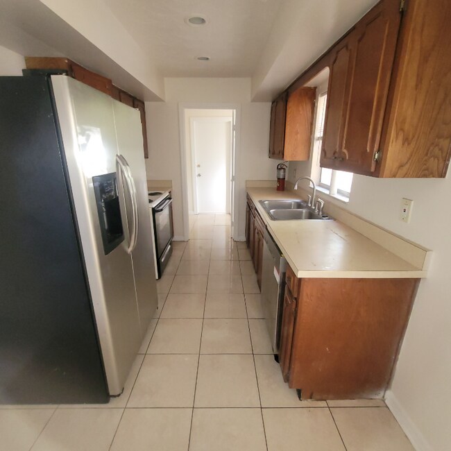 Foto del edificio - 108 Shore Dr