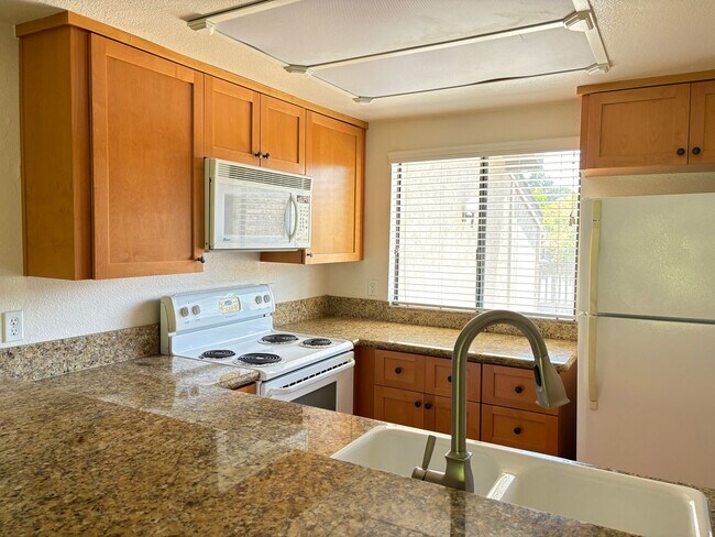 Building Photo - Welcome Home to La Jolla Park Villas