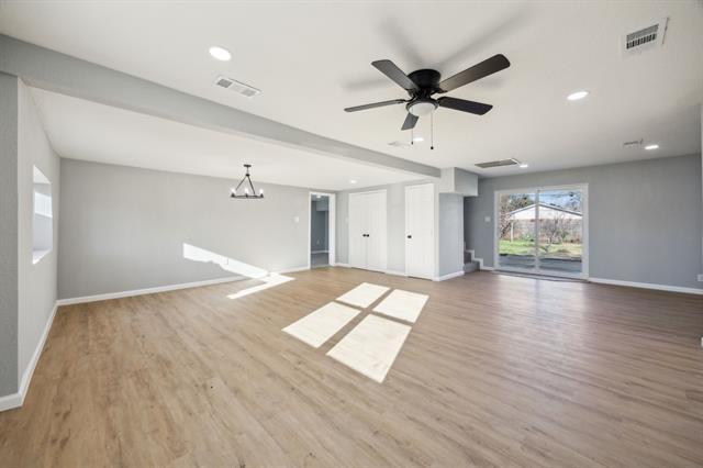 Foto del edificio - 5124 Laurel Ln