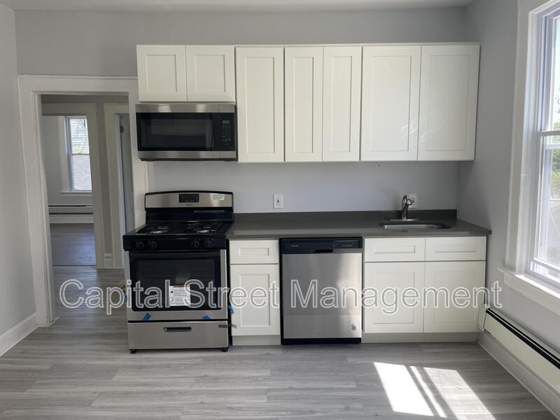 Foto principal - 431 Abington Ave