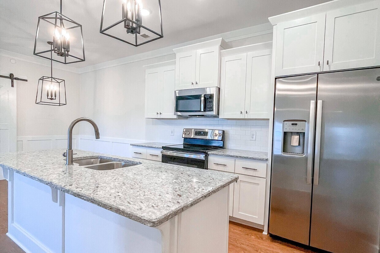 Southaven at Commonwealth Apartments 100 John Green Pl Spring Hill