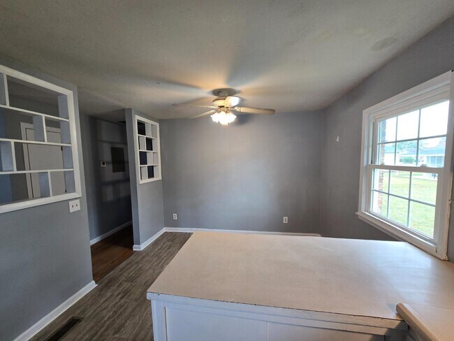 Foto del edificio - 1305 Berkshire Rd