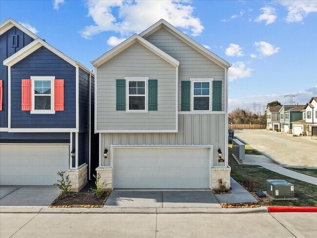 Foto del edificio - 535 Avisa Dr