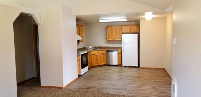 Foto del edificio - 3 Bed Home with Covered Patio & Fenced Yard!