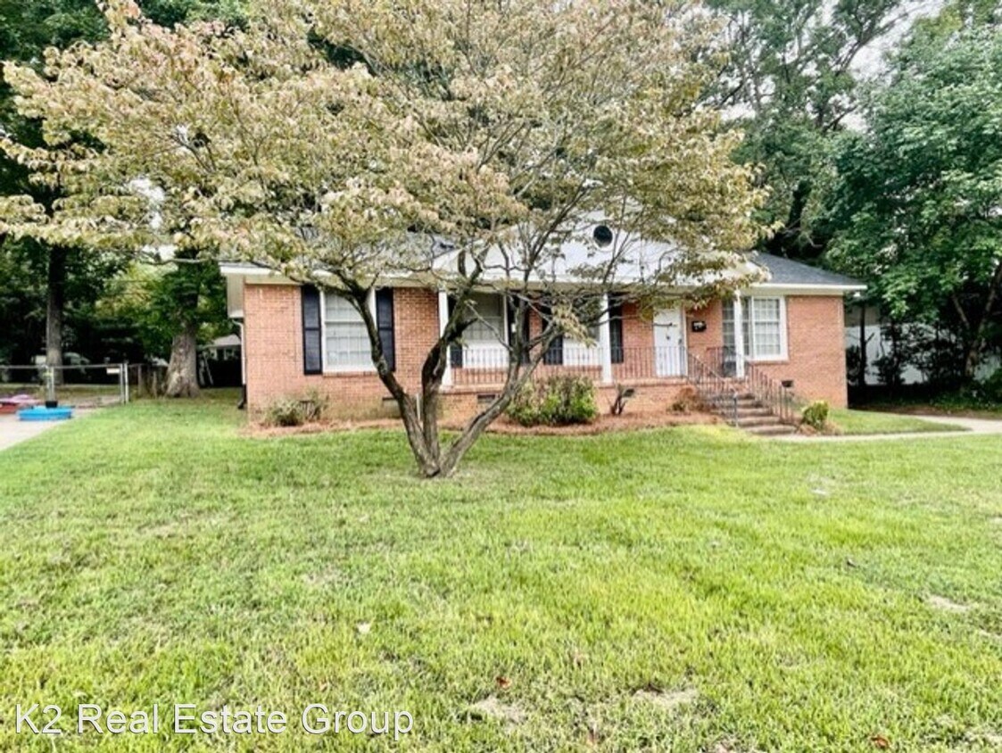 Primary Photo - 3 br, 1.5 bath House - 4533 Thornwood Road