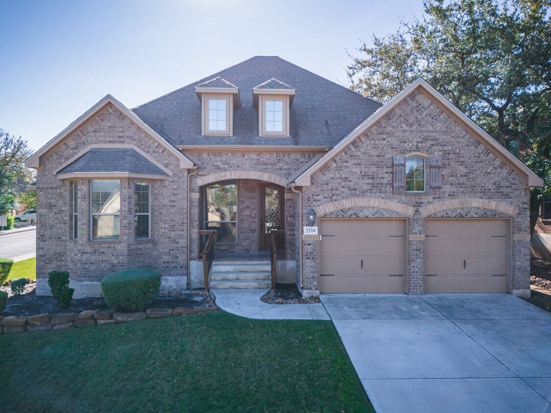 Primary Photo - Belterra Hidden Gem for Lease