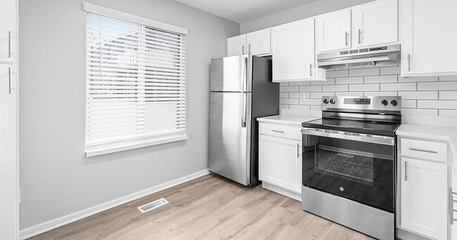 Building Photo - Willow + Wren Apartments