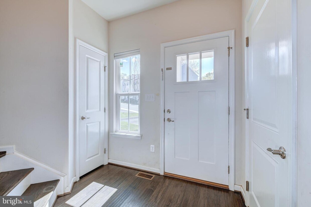 151 Mulberry Dr, Malvern, PA 19355 Townhome Rentals in Malvern PA